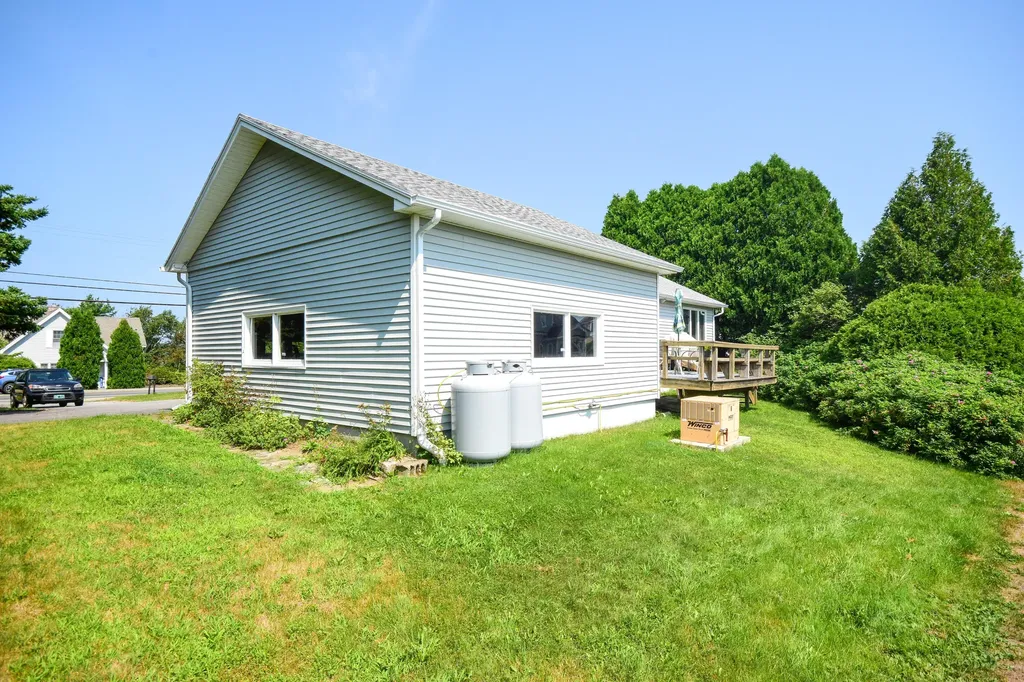 2027 Harpswell Islands Road Harpswell ME 04003
