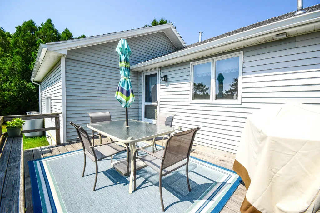 2027 Harpswell Islands Road Harpswell ME 04003
