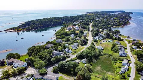 2027 Harpswell Islands Road Harpswell ME 04003