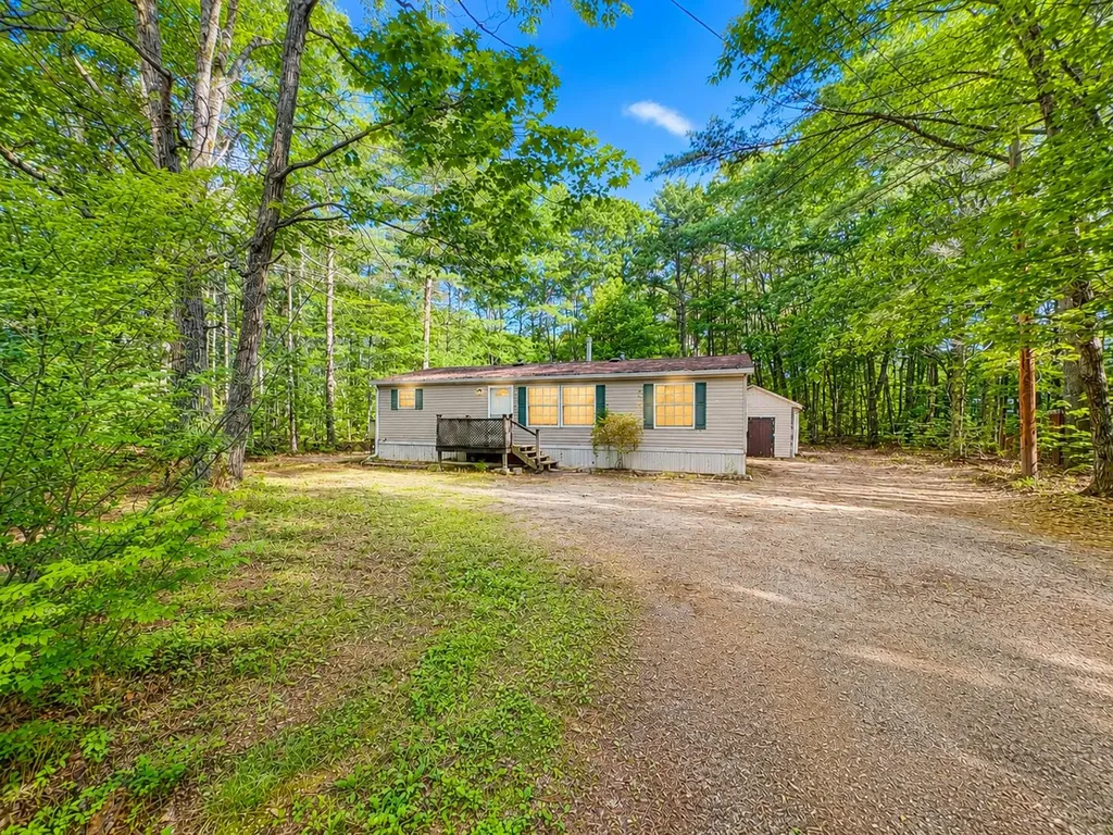 177 Yarmouth Road Gray ME 04039