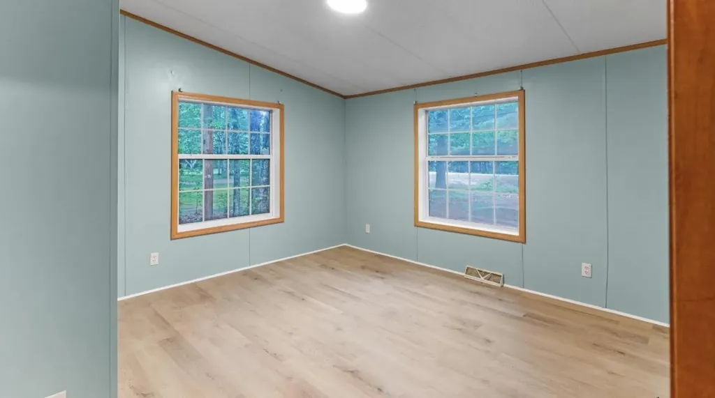 177 Yarmouth Road Gray ME 04039