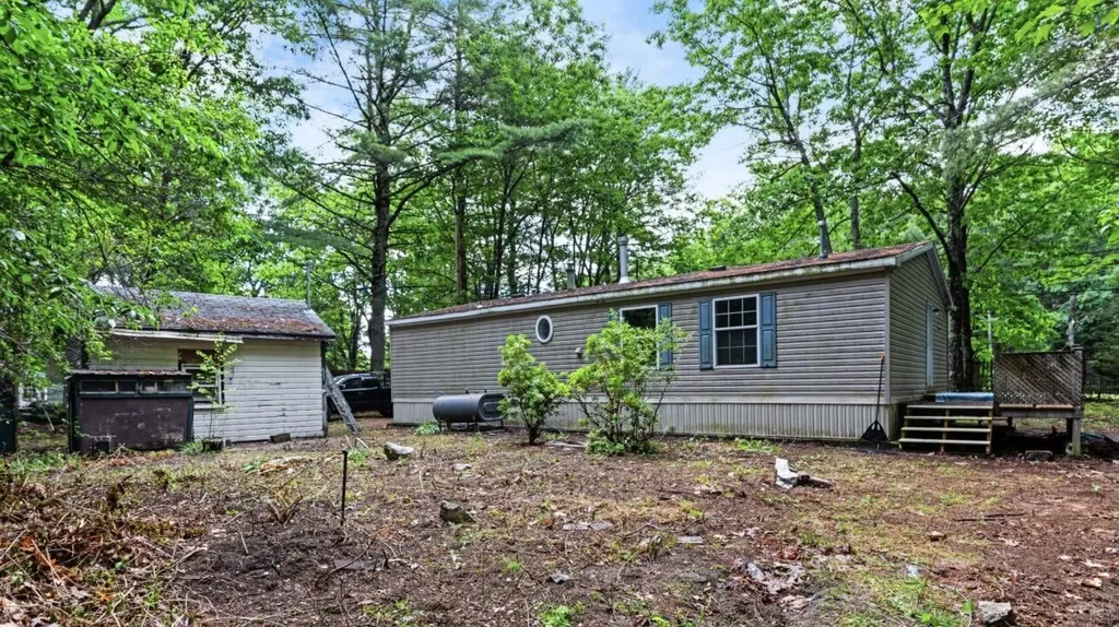 177 Yarmouth Road Gray ME 04039