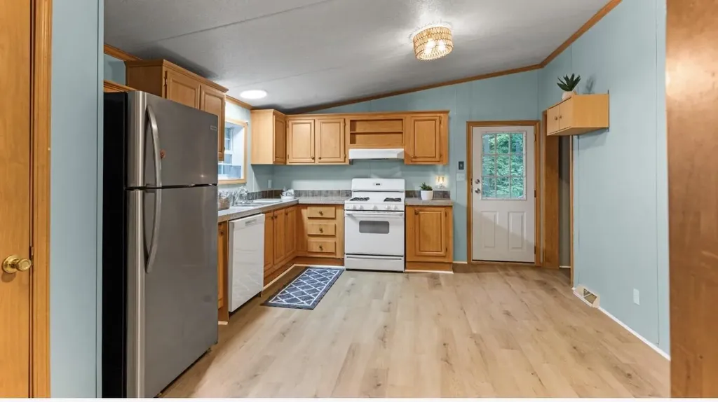 177 Yarmouth Road Gray ME 04039
