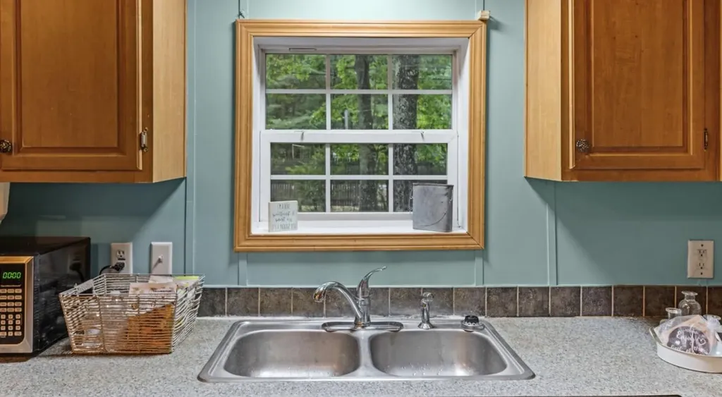 177 Yarmouth Road Gray ME 04039