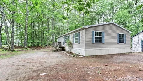 177 Yarmouth Road Gray ME 04039