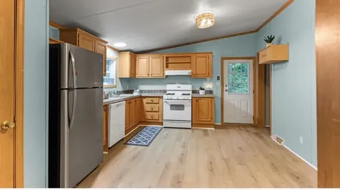 177 Yarmouth Road Gray ME 04039