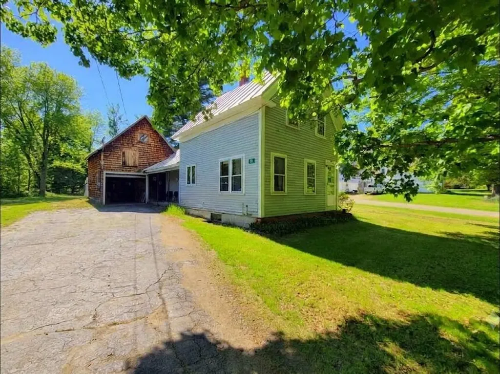 186 Park Street Phillips ME 04966