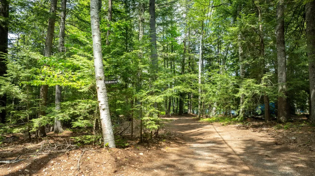 18 Hemlock Point Lane Bridgton ME 04009