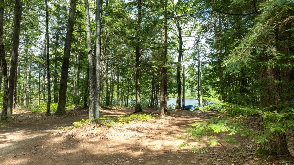 18 Hemlock Point Lane Bridgton ME 04009
