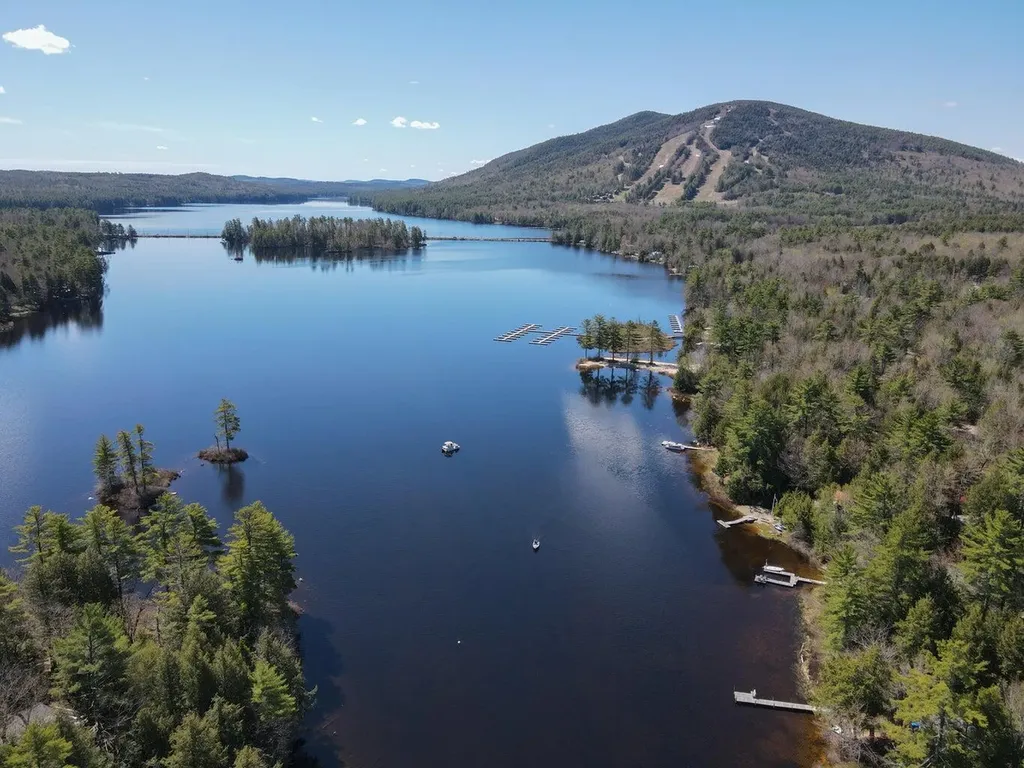 18 Hemlock Point Lane Bridgton ME 04009