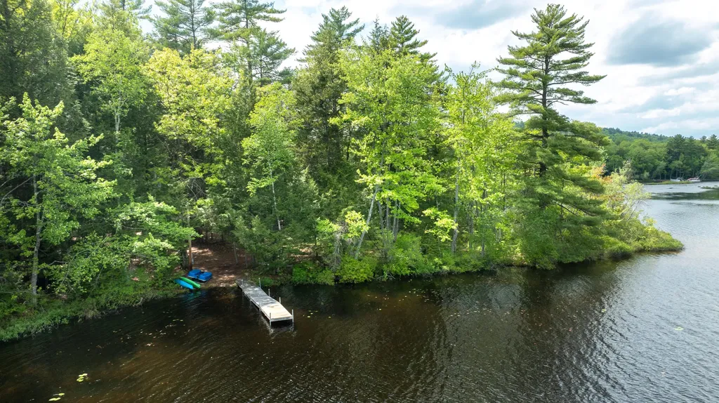 18 Hemlock Point Lane Bridgton ME 04009