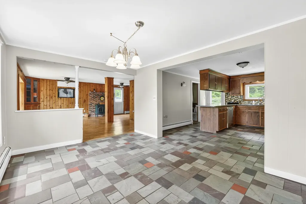 241 E Hardscrabble Road Auburn ME 04210