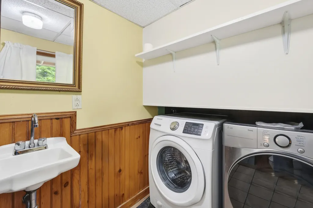241 E Hardscrabble Road Auburn ME 04210