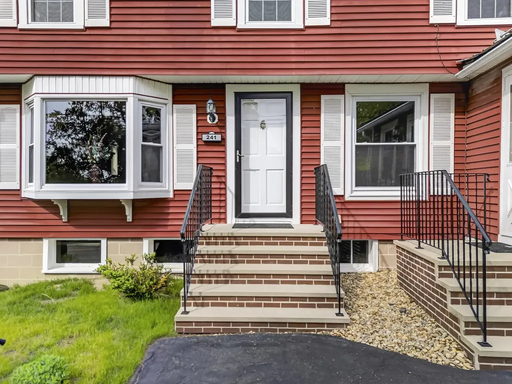 241 E Hardscrabble Road Auburn ME 04210