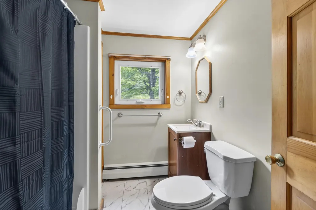 241 E Hardscrabble Road Auburn ME 04210