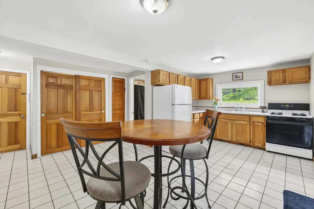 241 E Hardscrabble Road Auburn ME 04210