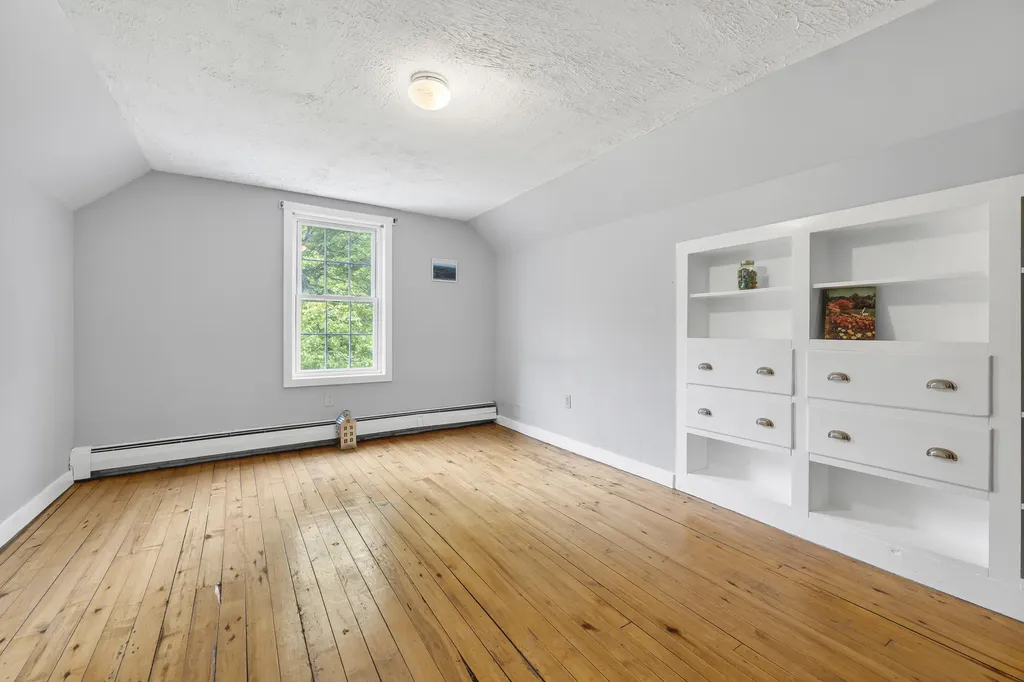 241 E Hardscrabble Road Auburn ME 04210