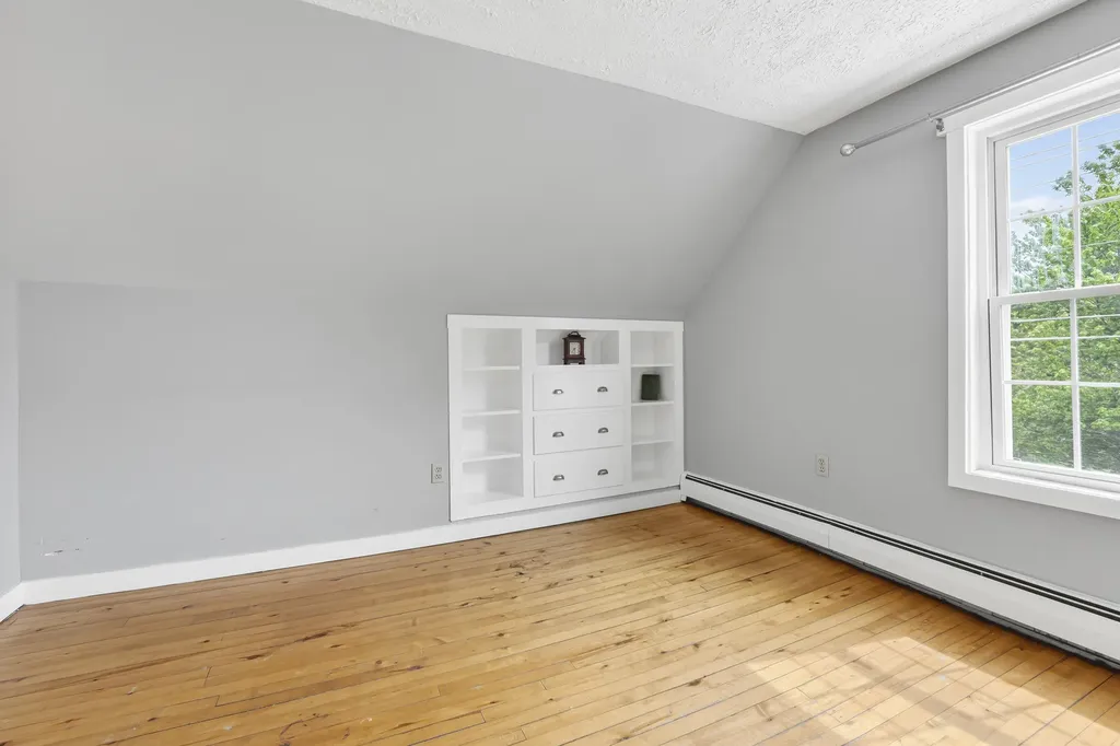 241 E Hardscrabble Road Auburn ME 04210