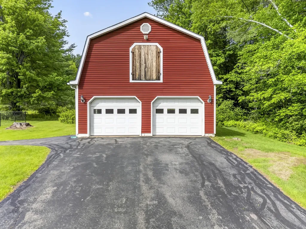 241 E Hardscrabble Road Auburn ME 04210