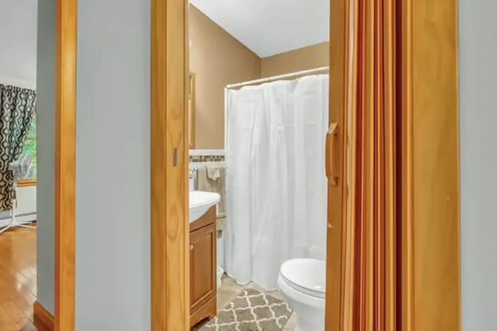 538 Main Road Eddington ME 04428
