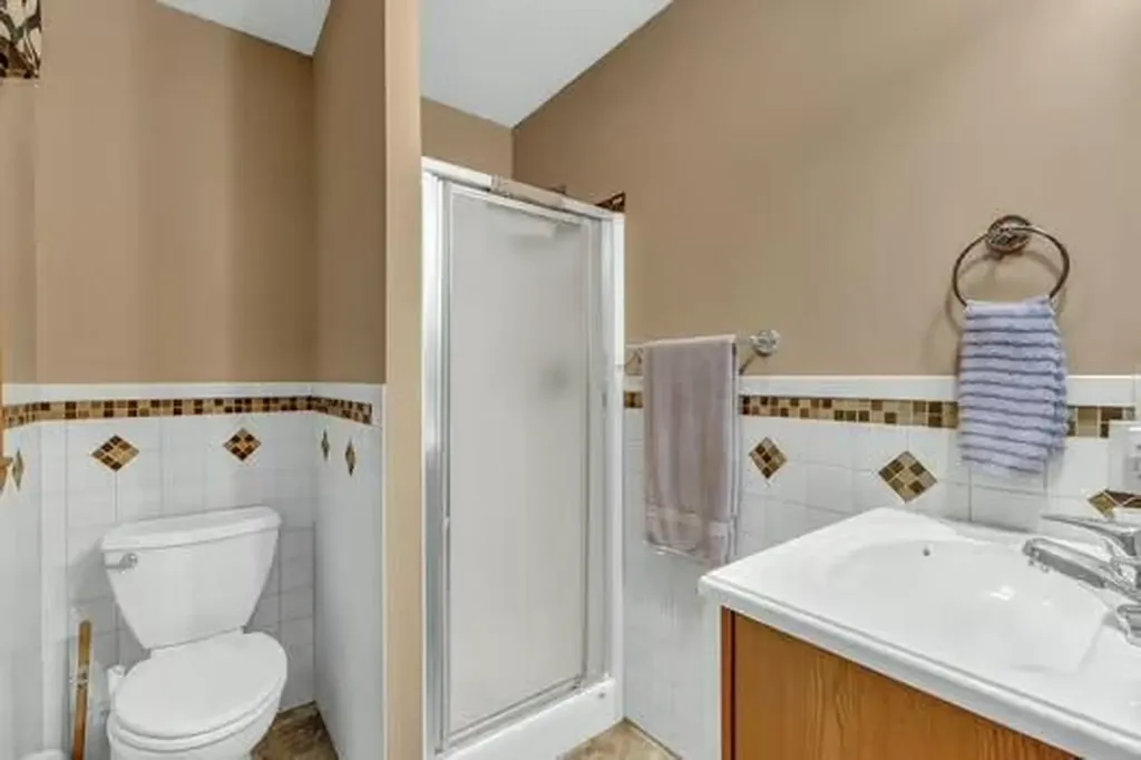538 Main Road Eddington ME 04428