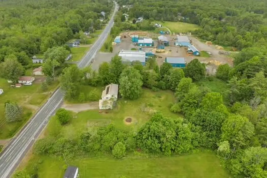 538 Main Road Eddington ME 04428