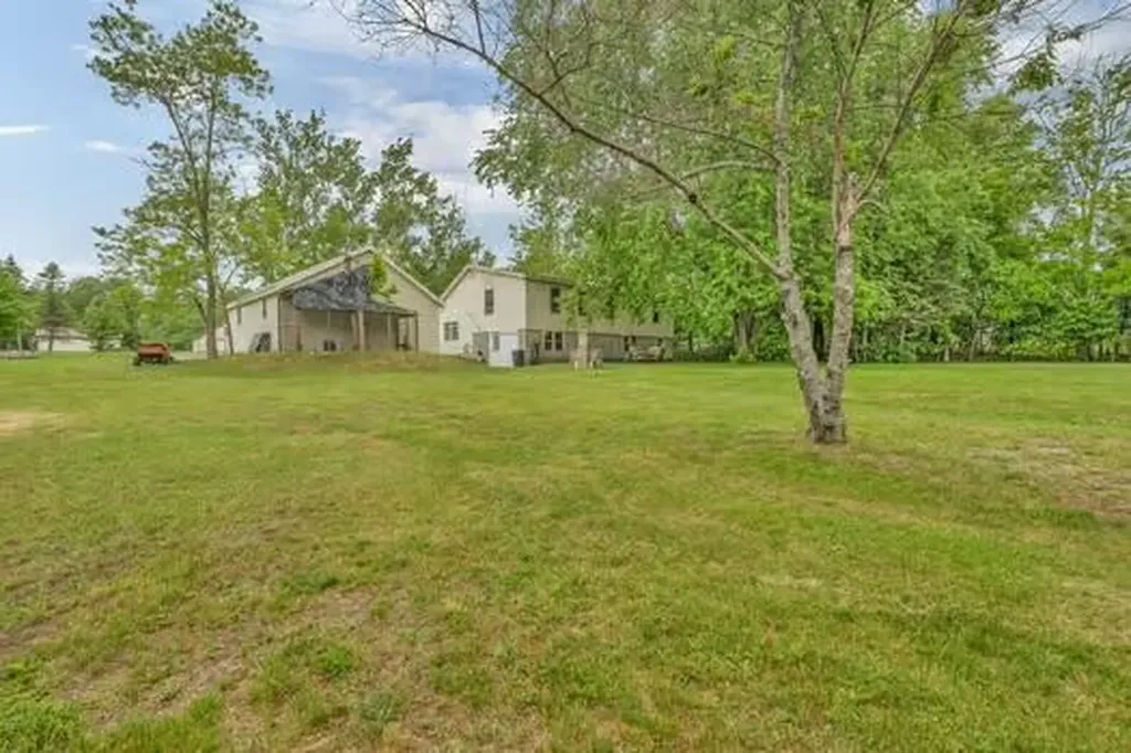 538 Main Road Eddington ME 04428