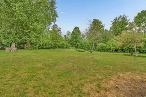 538 Main Road Eddington ME 04428