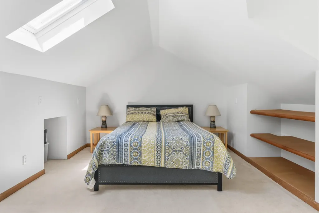 33 Hemlock Road Brunswick ME 04011