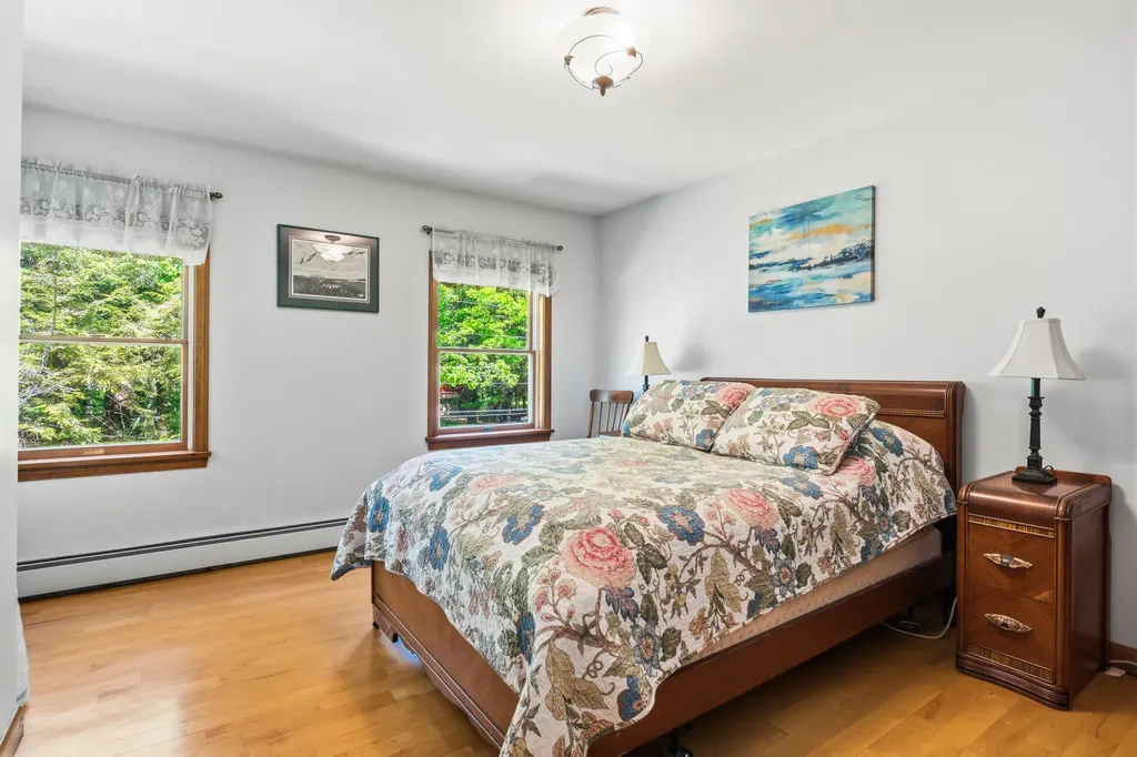 33 Hemlock Road Brunswick ME 04011
