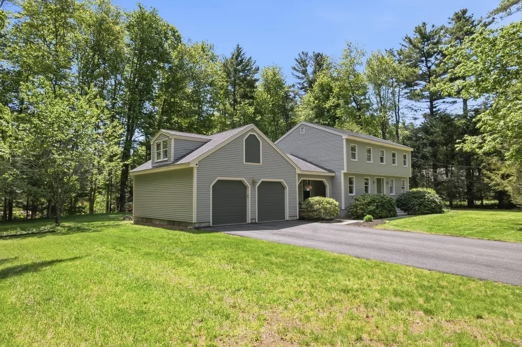 33 Hemlock Road Brunswick ME 04011