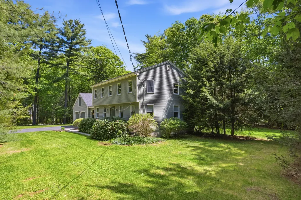 33 Hemlock Road Brunswick ME 04011