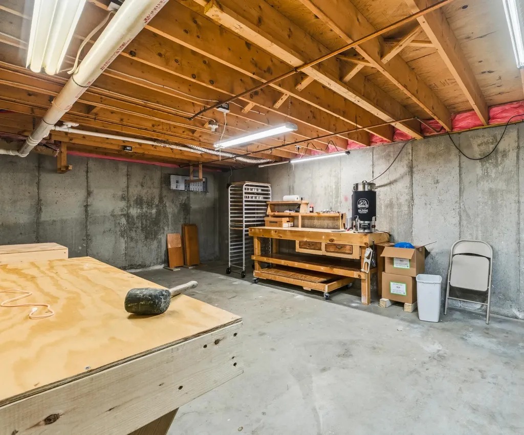 33 Hemlock Road Brunswick ME 04011