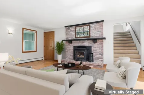 33 Hemlock Road Brunswick ME 04011