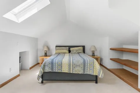 33 Hemlock Road Brunswick ME 04011