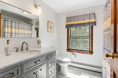 33 Hemlock Road Brunswick ME 04011