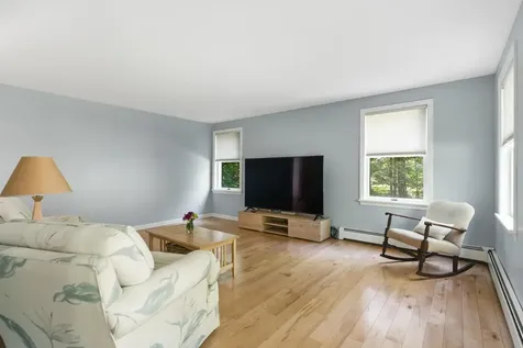 33 Hemlock Road Brunswick ME 04011