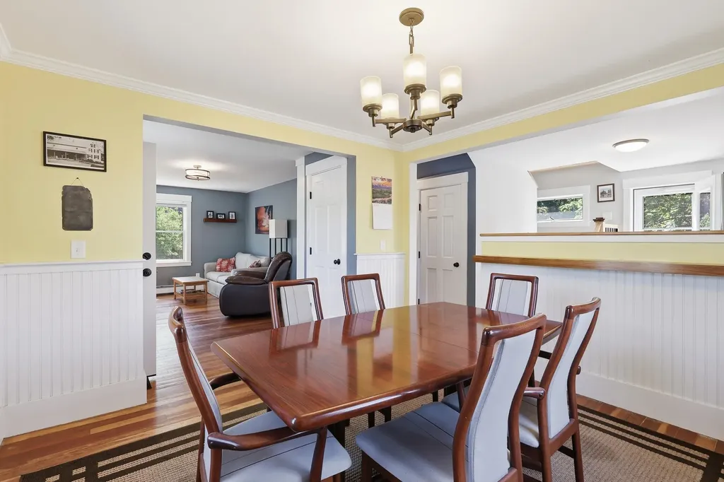 820 Sawyer Street South Portland ME 04106
