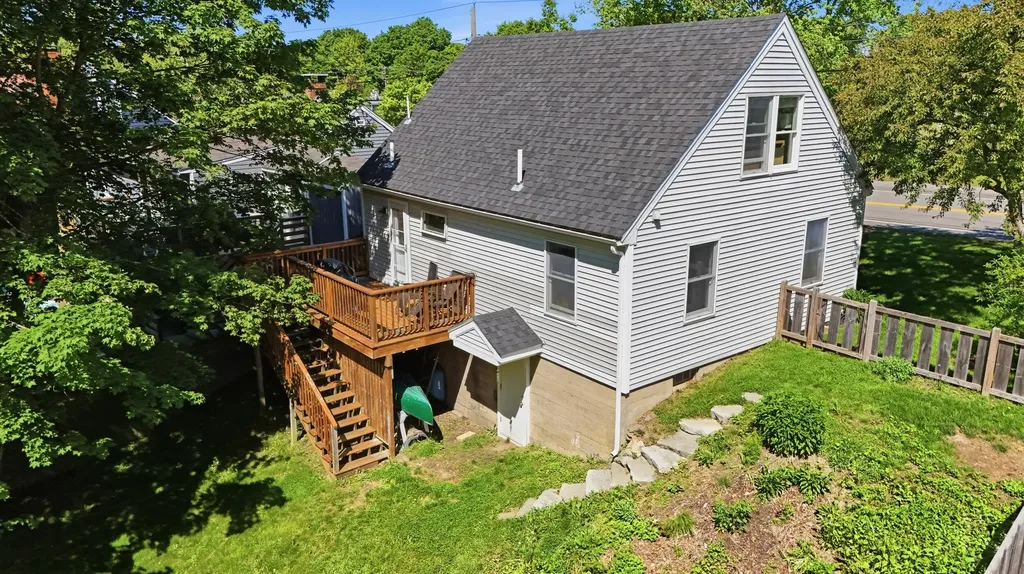 820 Sawyer Street South Portland ME 04106