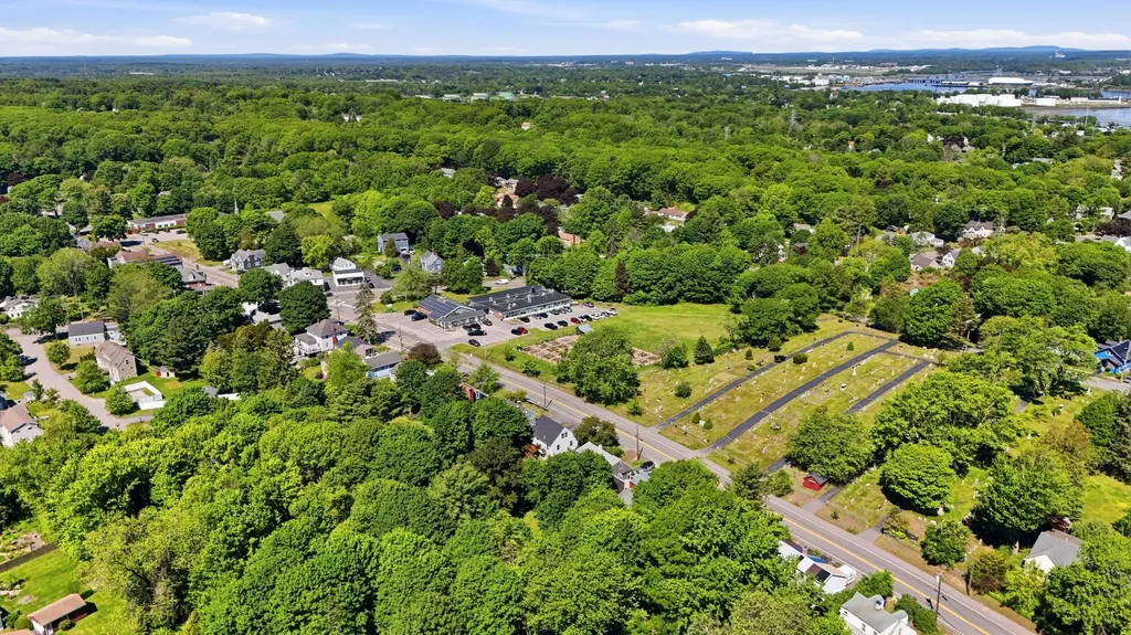820 Sawyer Street South Portland ME 04106