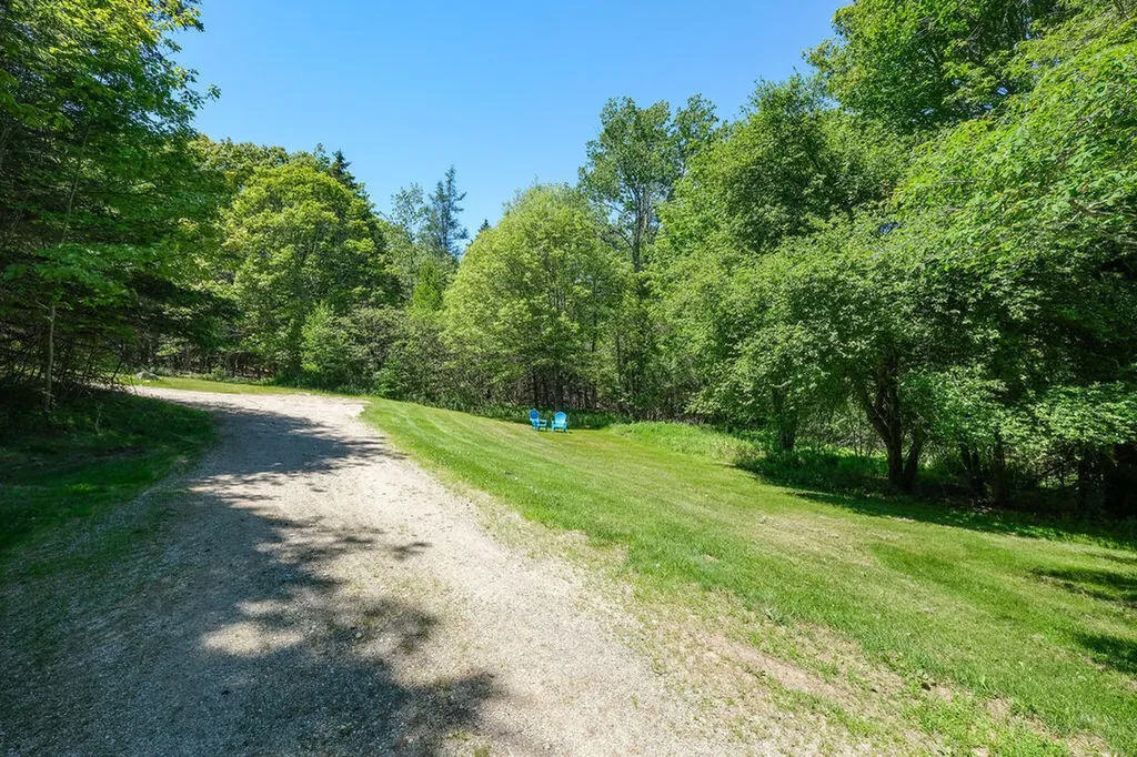 27 Spofford Drive Deer Isle ME 04627
