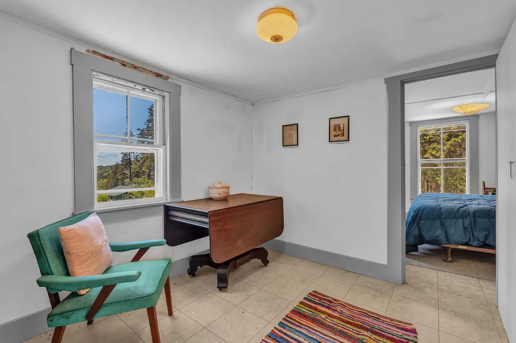 99 Bradford Point Road Friendship ME 04547