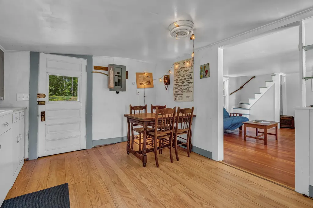 99 Bradford Point Road Friendship ME 04547