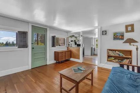 99 Bradford Point Road Friendship ME 04547