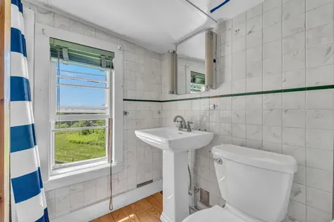 99 Bradford Point Road Friendship ME 04547