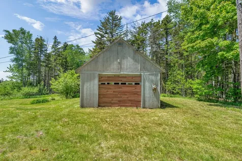 99 Bradford Point Road Friendship ME 04547