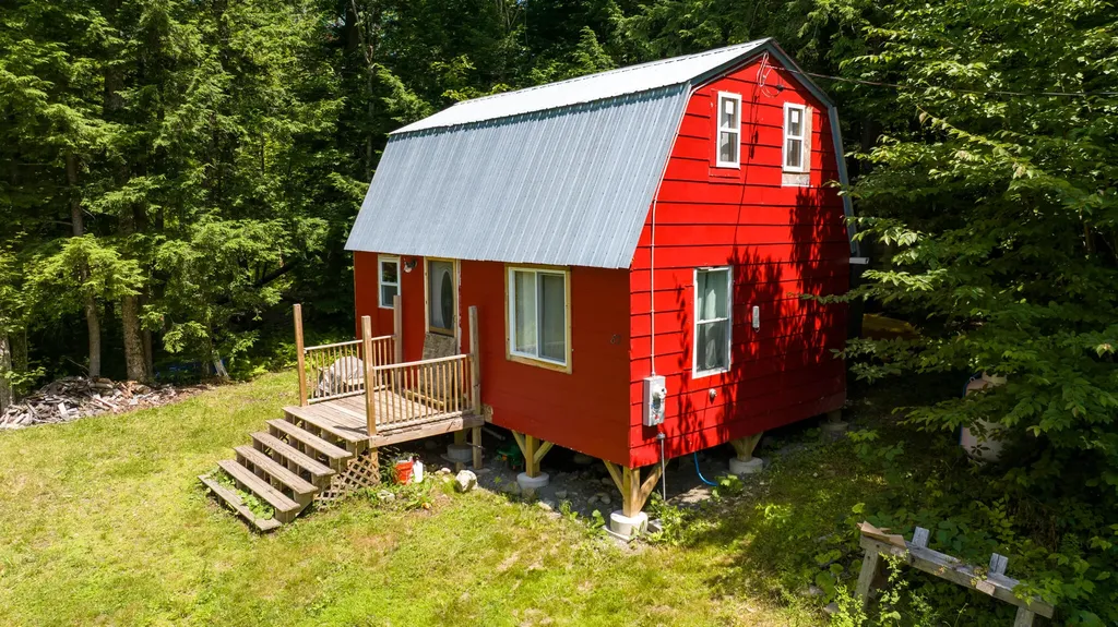 82 E Shore Road Athens ME 04912