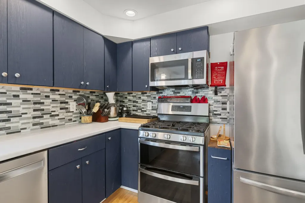 81 Bowman Street Farmingdale ME 04344