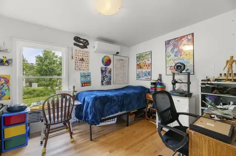 81 Bowman Street Farmingdale ME 04344