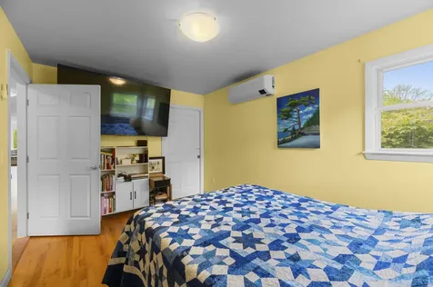 81 Bowman Street Farmingdale ME 04344